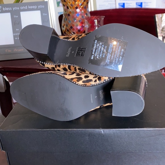 👢Coach Leopard Boots NWT Sz 6 Real Dyed Calf Fur. New with box - Picture 10 of 13
